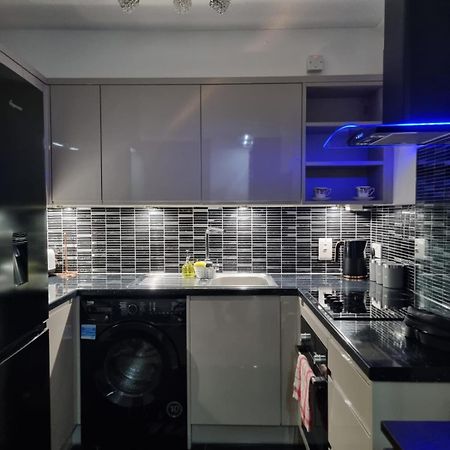 Stylish London Apartment & Free Parking Exteriör bild