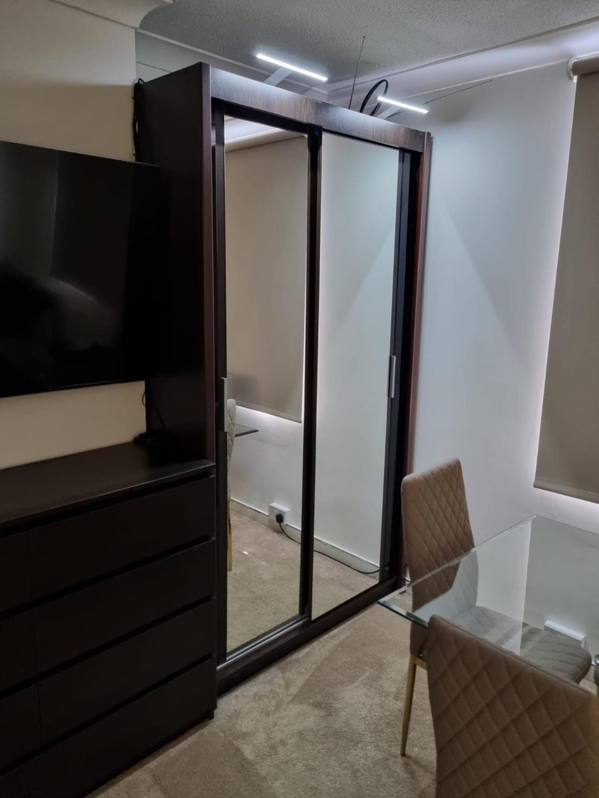 Stylish London Apartment & Free Parking Exteriör bild