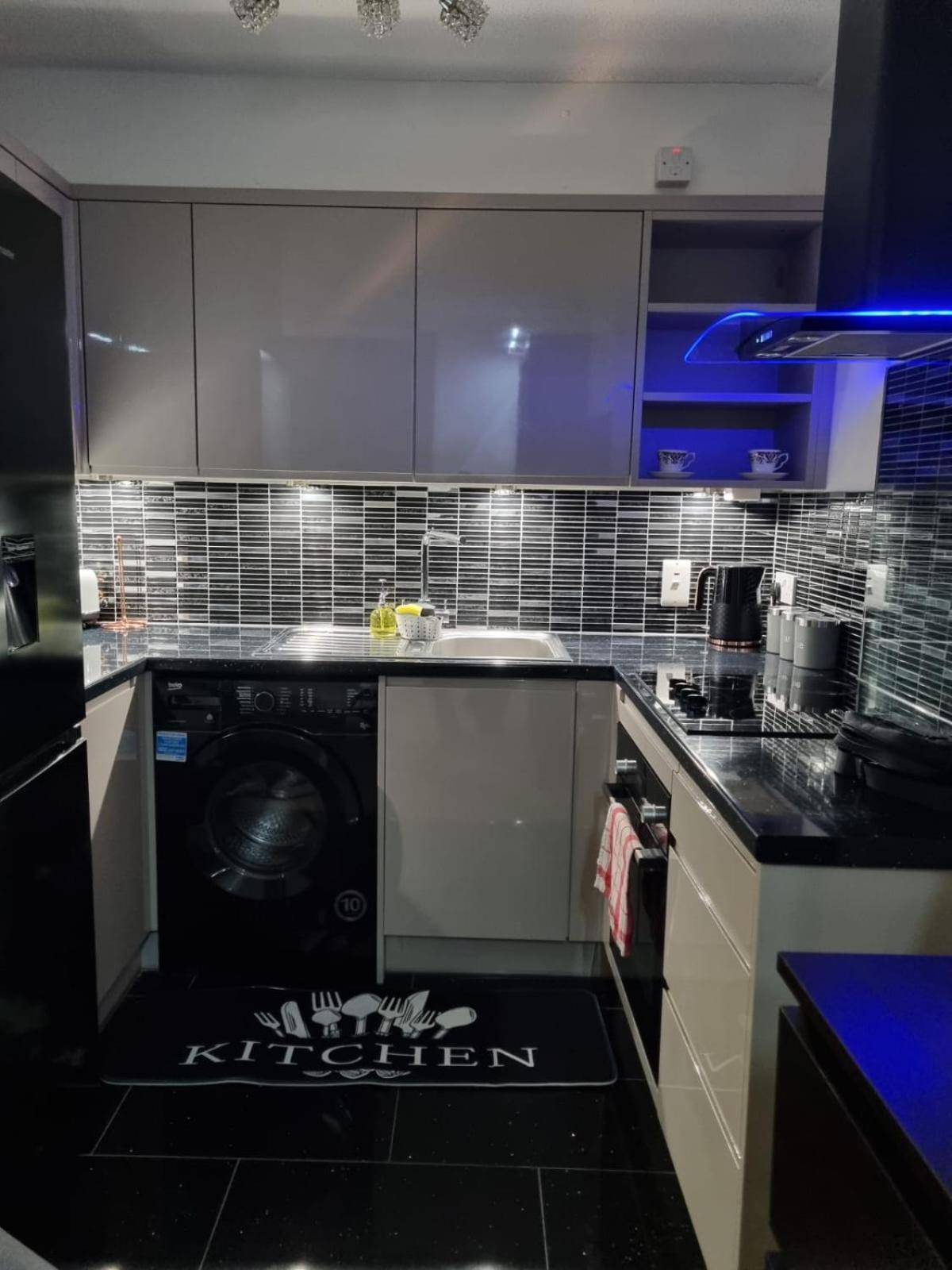 Stylish London Apartment & Free Parking Exteriör bild