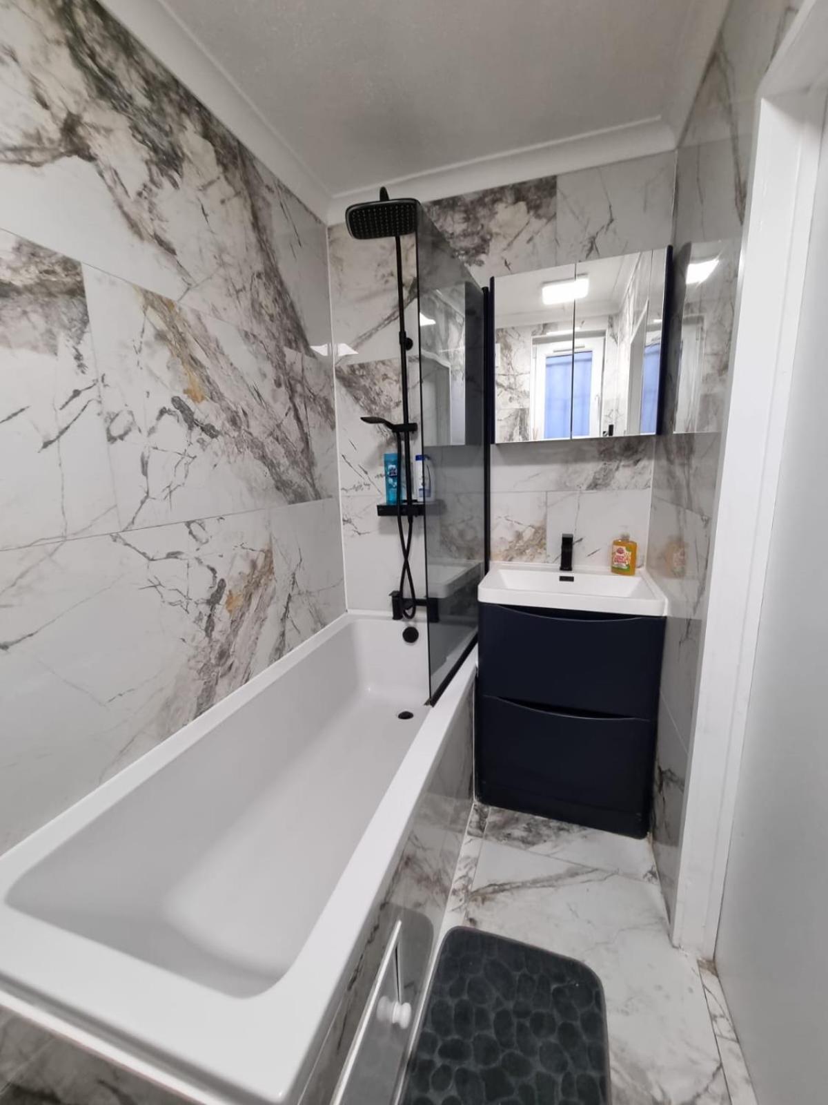 Stylish London Apartment & Free Parking Exteriör bild